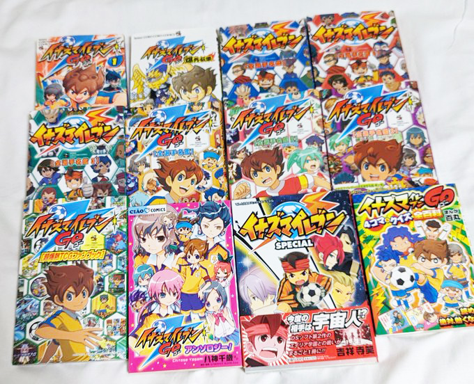 イナズマイレブンGO/イナズマイレブン関連書籍12冊まとめて 全選手名鑑