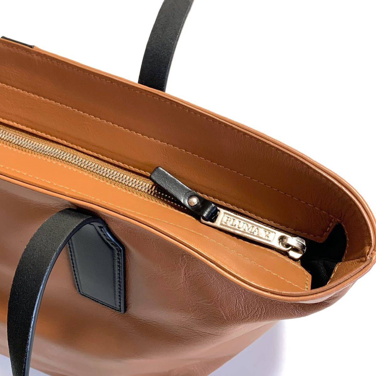 美品 PLUMA V プルマサンク 舟形 レザー トートバッグ スペイン製 本革