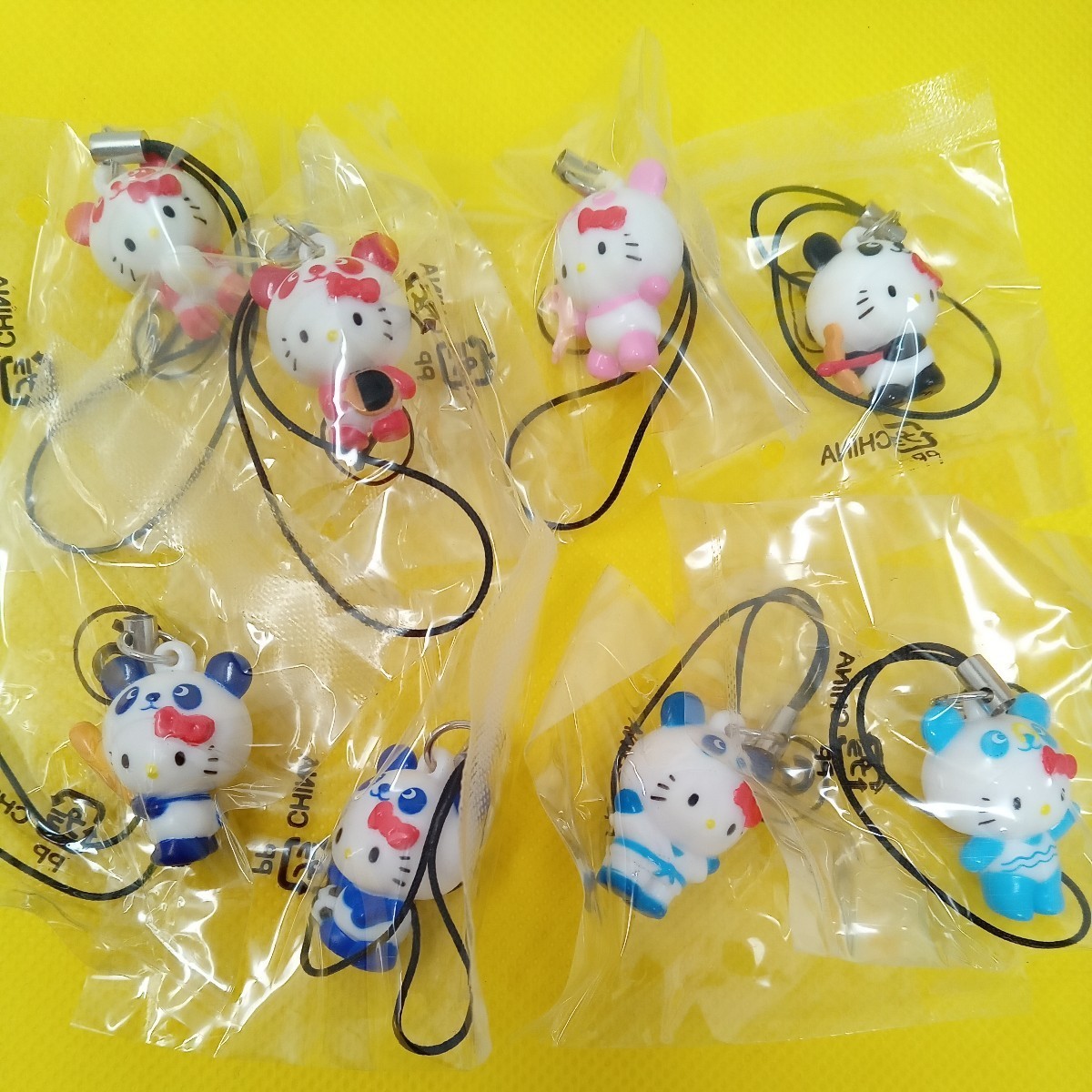 ハローキティ ご当地根付け ファスナーマスコット ストラップ