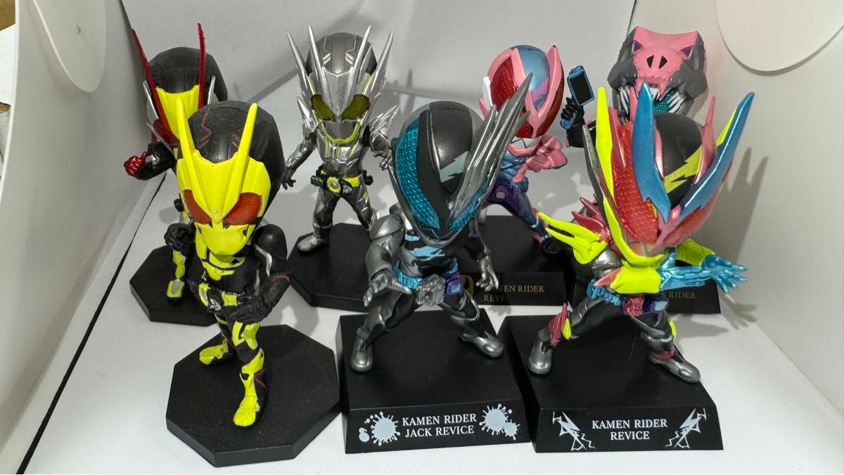 仮面ライダー リバイス ゼロワン ディフォルメクス ワーコレ 一番くじ