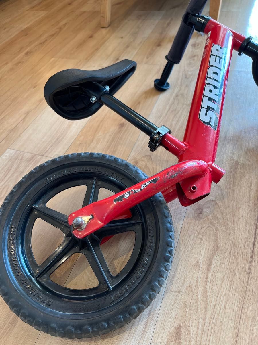 中古 ストライダー キックバイク STRIDER バランスバイク 自転車 子供