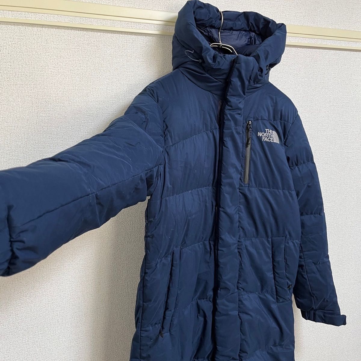 ノースフェイス ロングダウンコート ネイビー 紺色 古着 刺繍 ワン