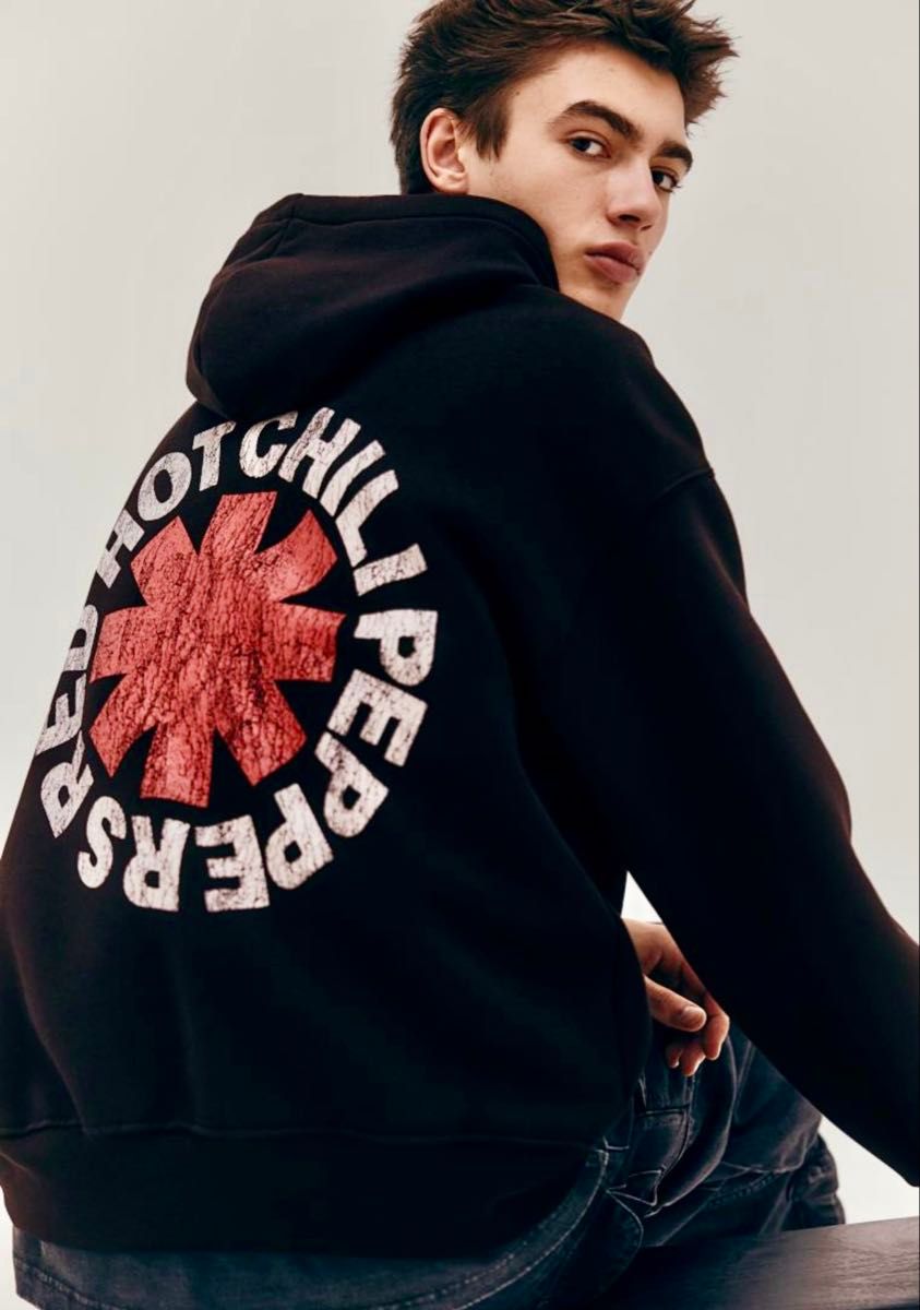 H&M RED HOT CHILI PEPPERS パーカー 黒｜Yahoo!フリマ（旧PayPayフリマ）