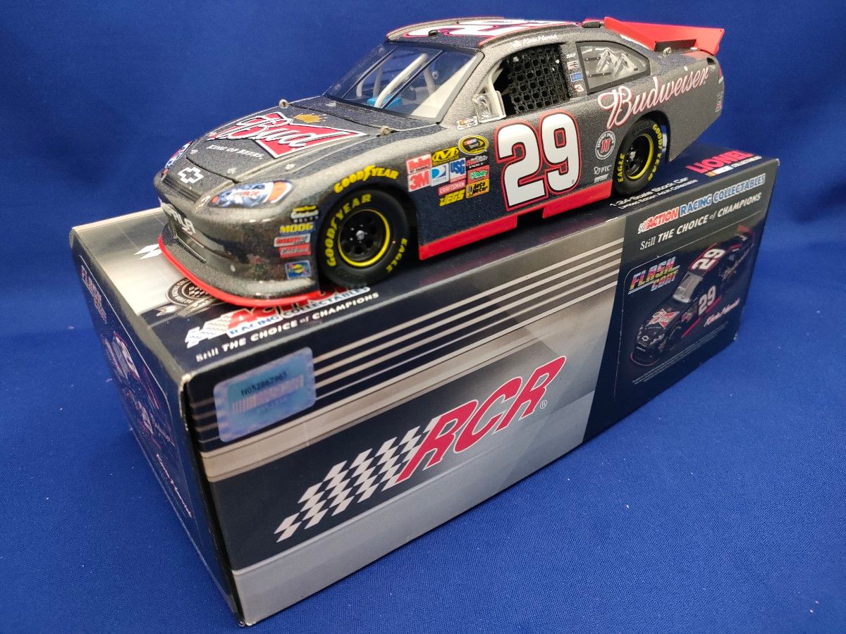 NASCAR 1/24 2007 モンテカルロ SS ジェフ・ゴードン #24 デュポン