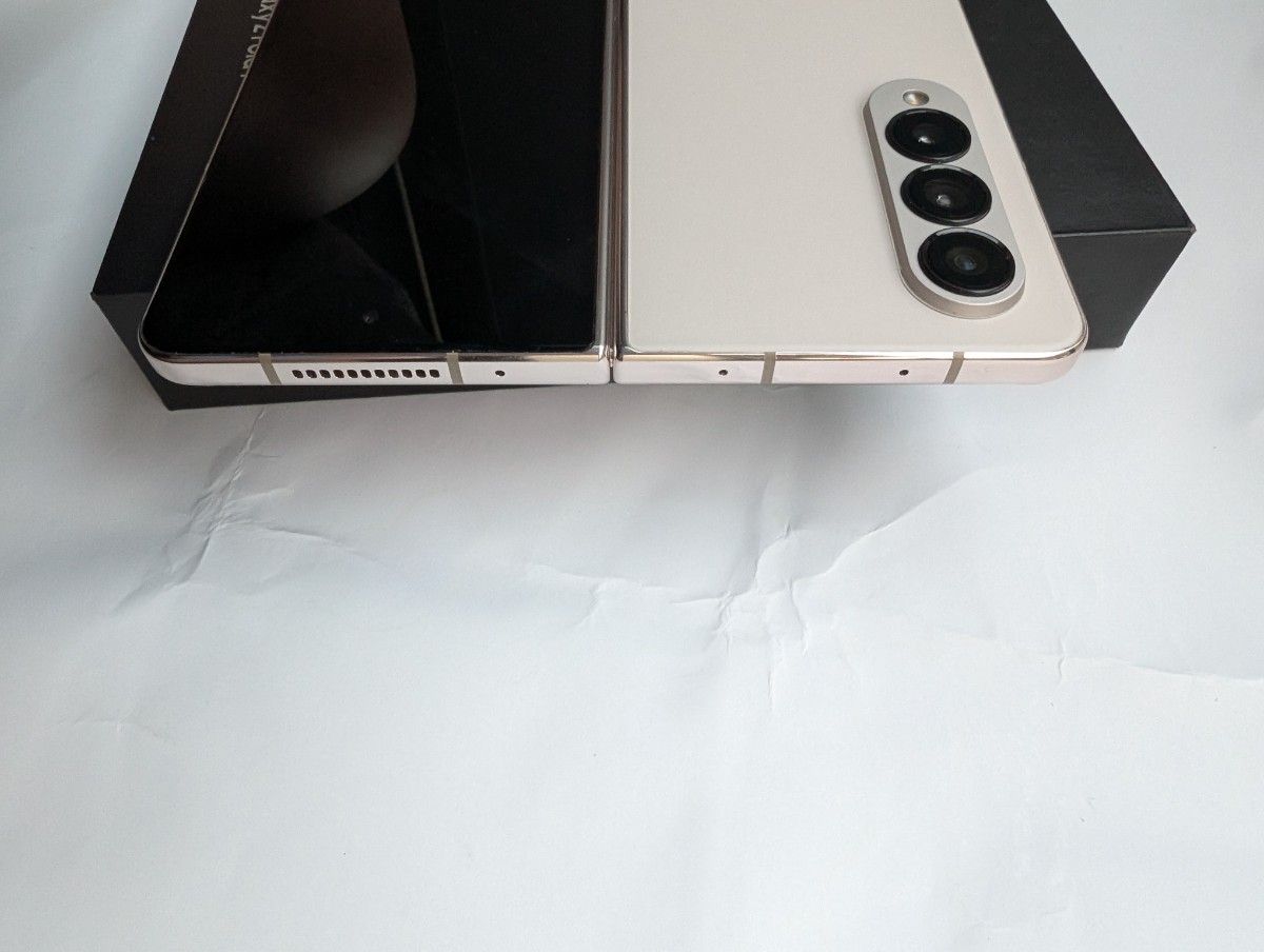 美品 Galaxy Z Fold 4 512GB SIMフリー 韓国版｜Yahoo!フリマ（旧