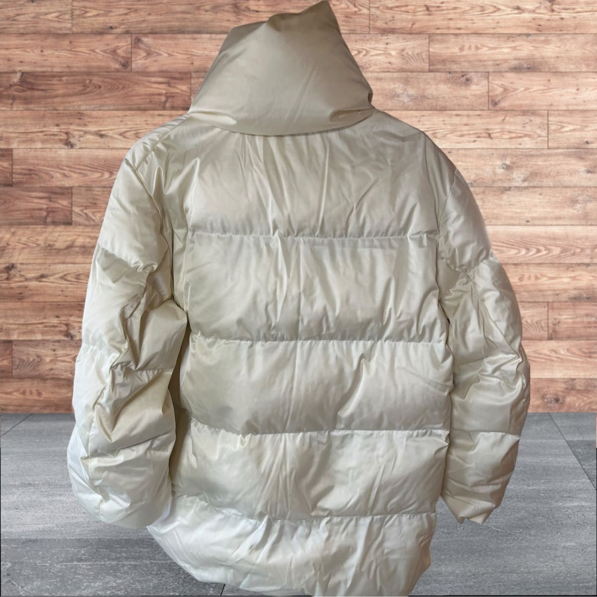 ユニクロ プラスジェイ UNIQLO+Jダウンボリュームジャケット ホワイト