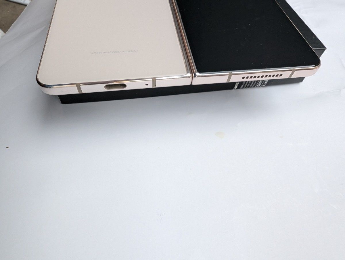 美品 Galaxy Z Fold 4 256GB SIMフリー 韓国版｜Yahoo!フリマ（旧