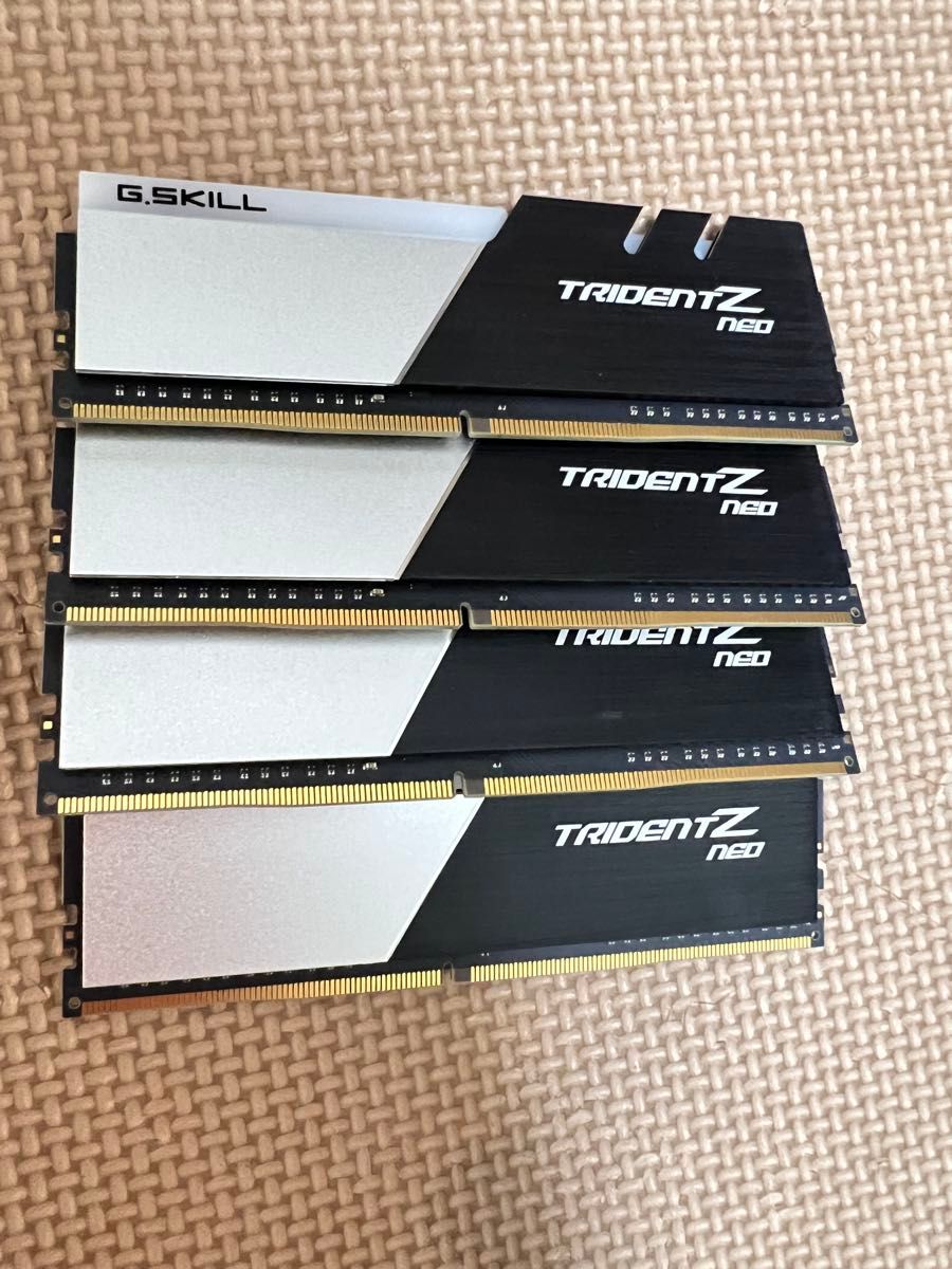 G SKILL TRIDENT Z NEO DDR4 64GB(16GB×4)パソコン用 増設 メモリー