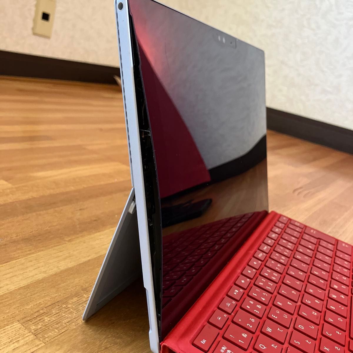 Microsoft Surface Pro4ジャンク箱、充電器、指紋カバー付 surface
