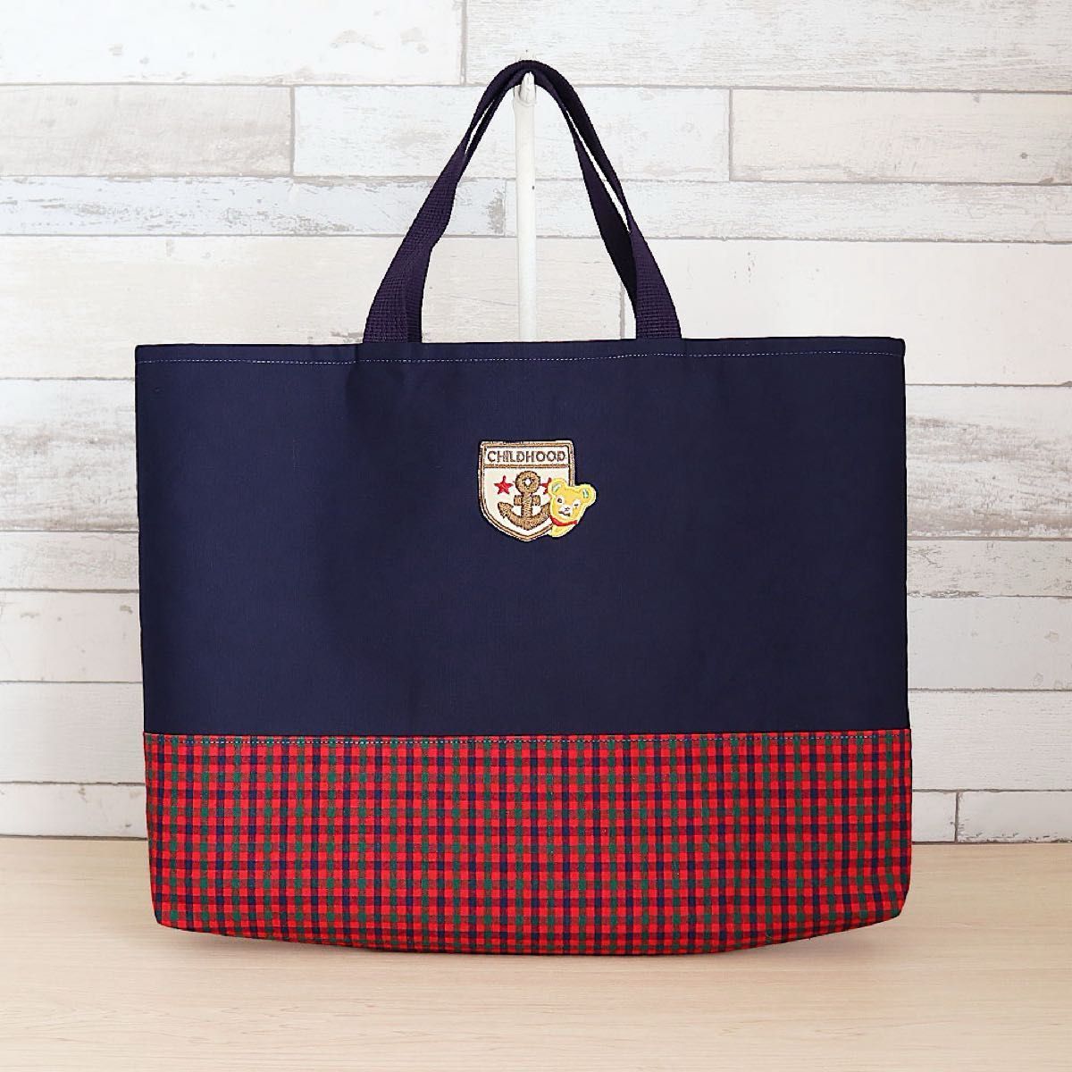 ファミリア風赤チェック 黄色くまちゃんワッペン付き レッスンバック