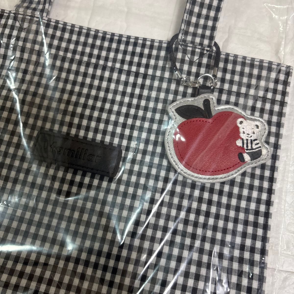 新品 ファミリア familiar モノトーン ギンガムチェック ブラック