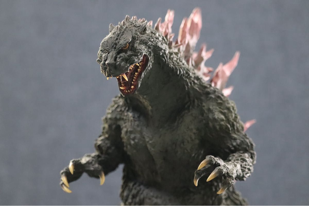 リアルマスターコレクション ゴジラ2000 ミレニアム ひな形レプリカ