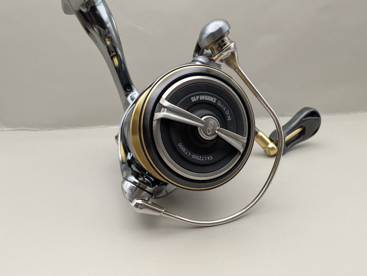 ダイワ 22 イグジスト セミオーダー 2500 / EXIST SEMI ORDER SYSTEM