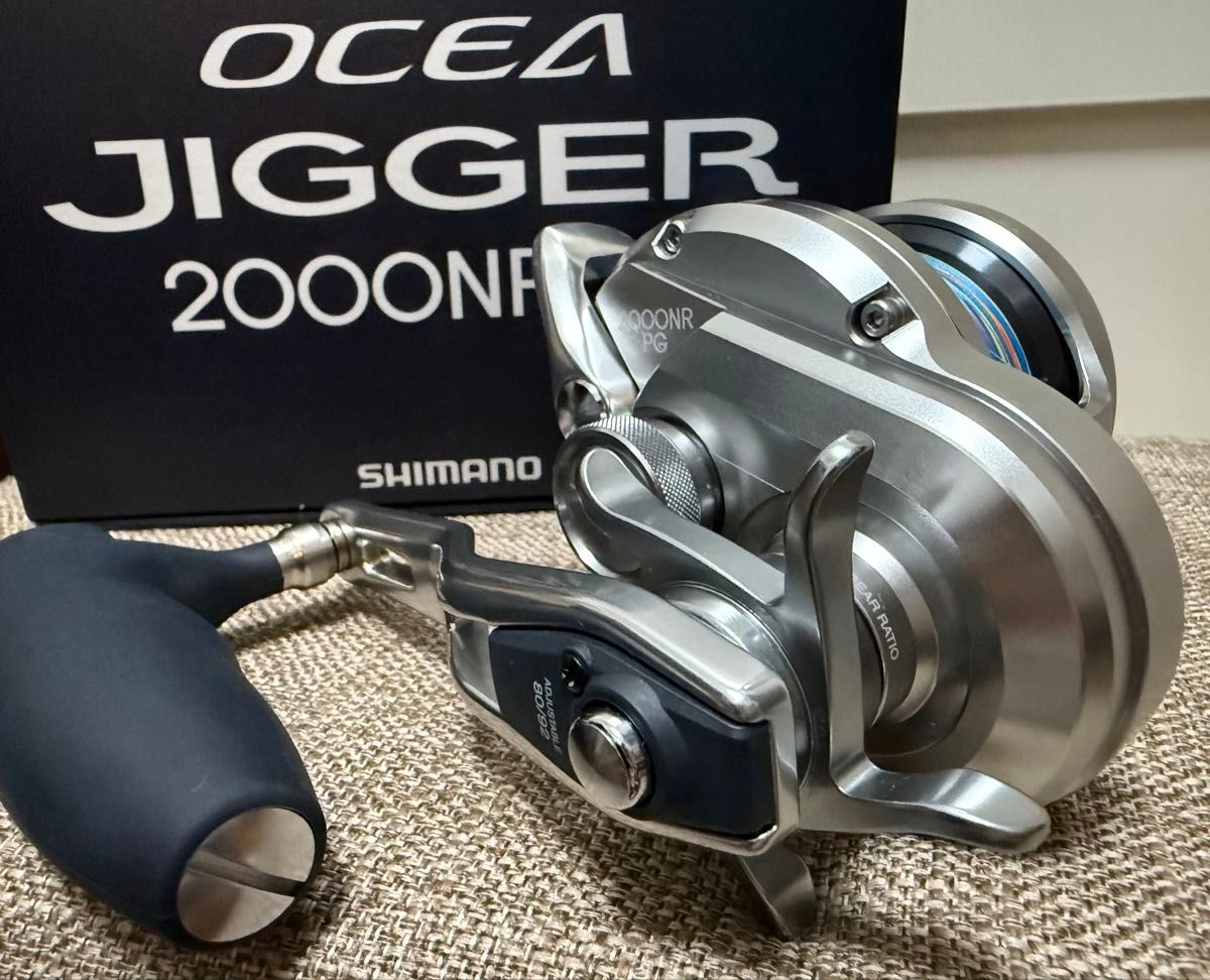 極美品】シマノ 17 オシアジガー 2000 NRPG 右ハンドル【PEライン付き