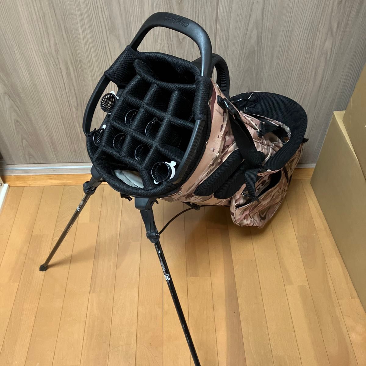 クリーブランド ゴルフ 14分割キャディバッグ スタンド式 迷彩柄 未