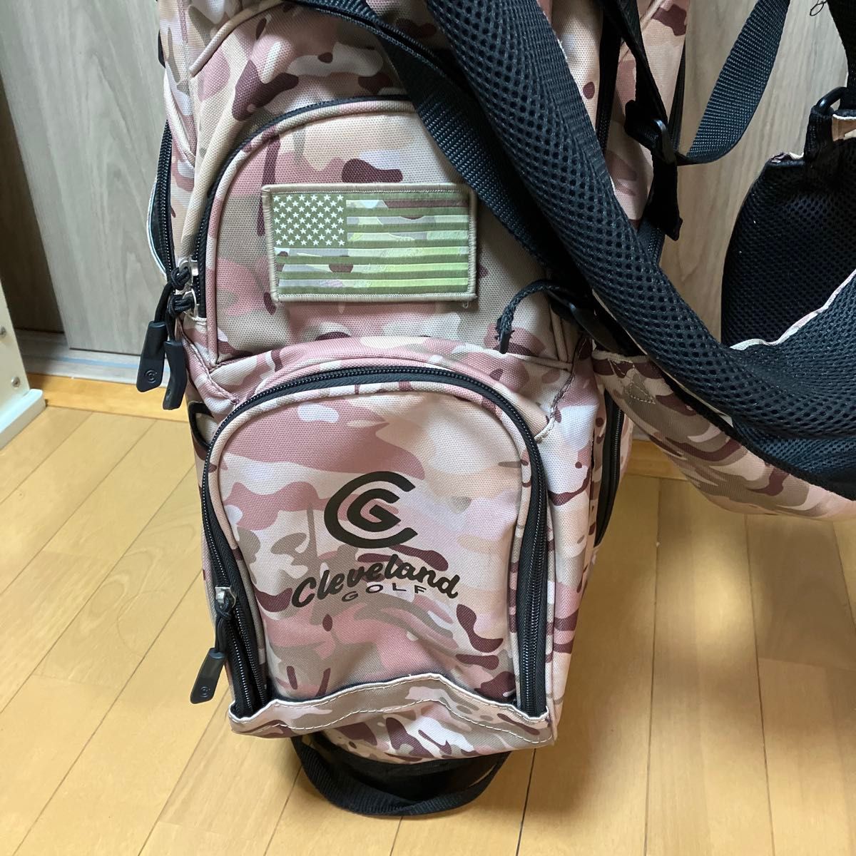 クリーブランド ゴルフ 14分割キャディバッグ スタンド式 迷彩柄 未