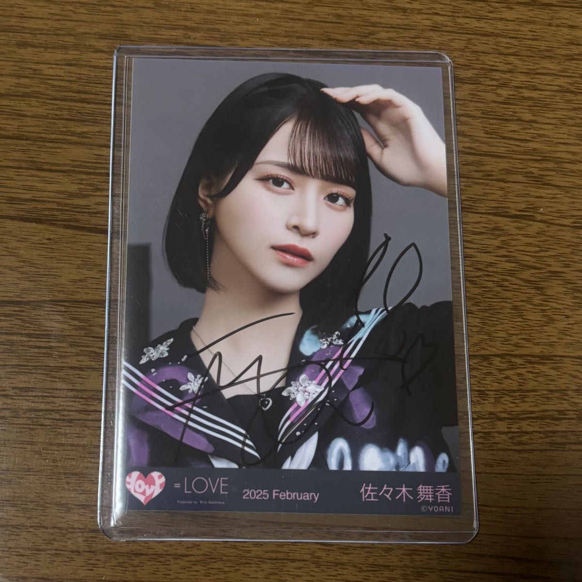 5/5手渡し可】佐々木舞香 生写真 直筆 サイン 黒衣装 5/5手渡し可