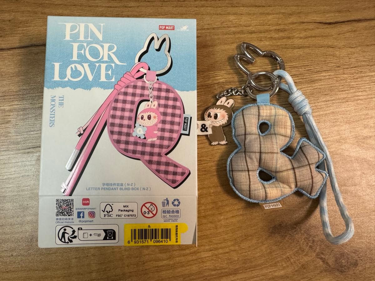ラブブ PIN FOR LOVE イニシャル アルファベットペンダント ストラップ