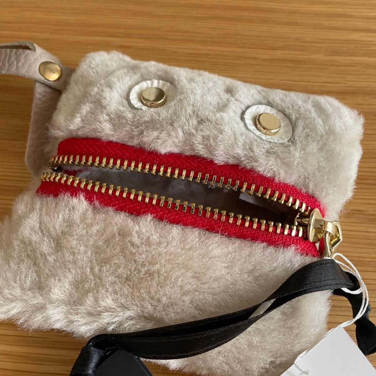 RIPANI リパーニ】RIPPY リッピー ムートン チャームポーチ アイボリー