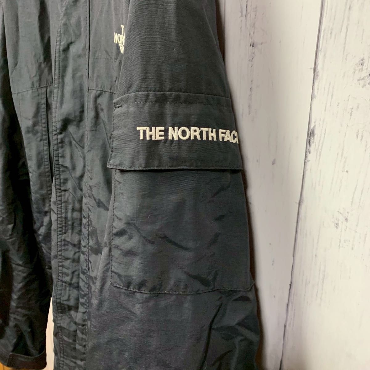 ノースフェイス マウンテンパーカー メンズ L 黒 刺繍ロゴ ジャケット