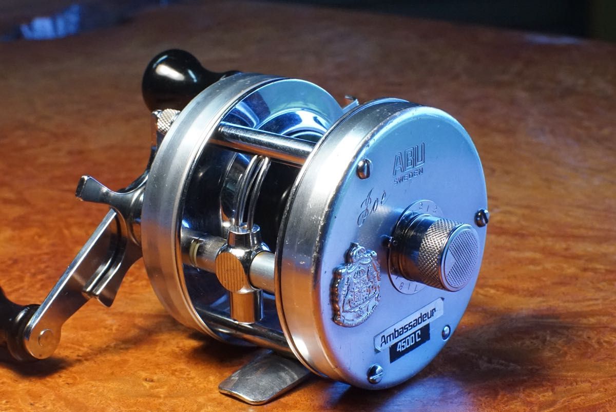 ABU アンバサダー 4500C メンテ済 フレーム修正済 オールド アブ