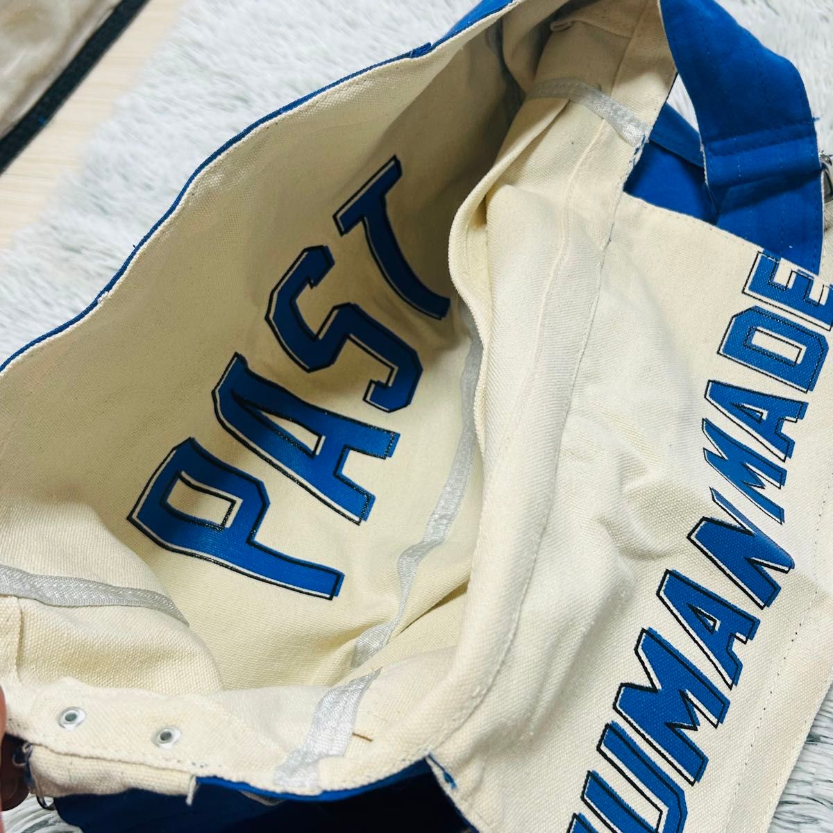 HUMAN MADE メッセンジャーバッグ 青 新品 ショルダーバッグ