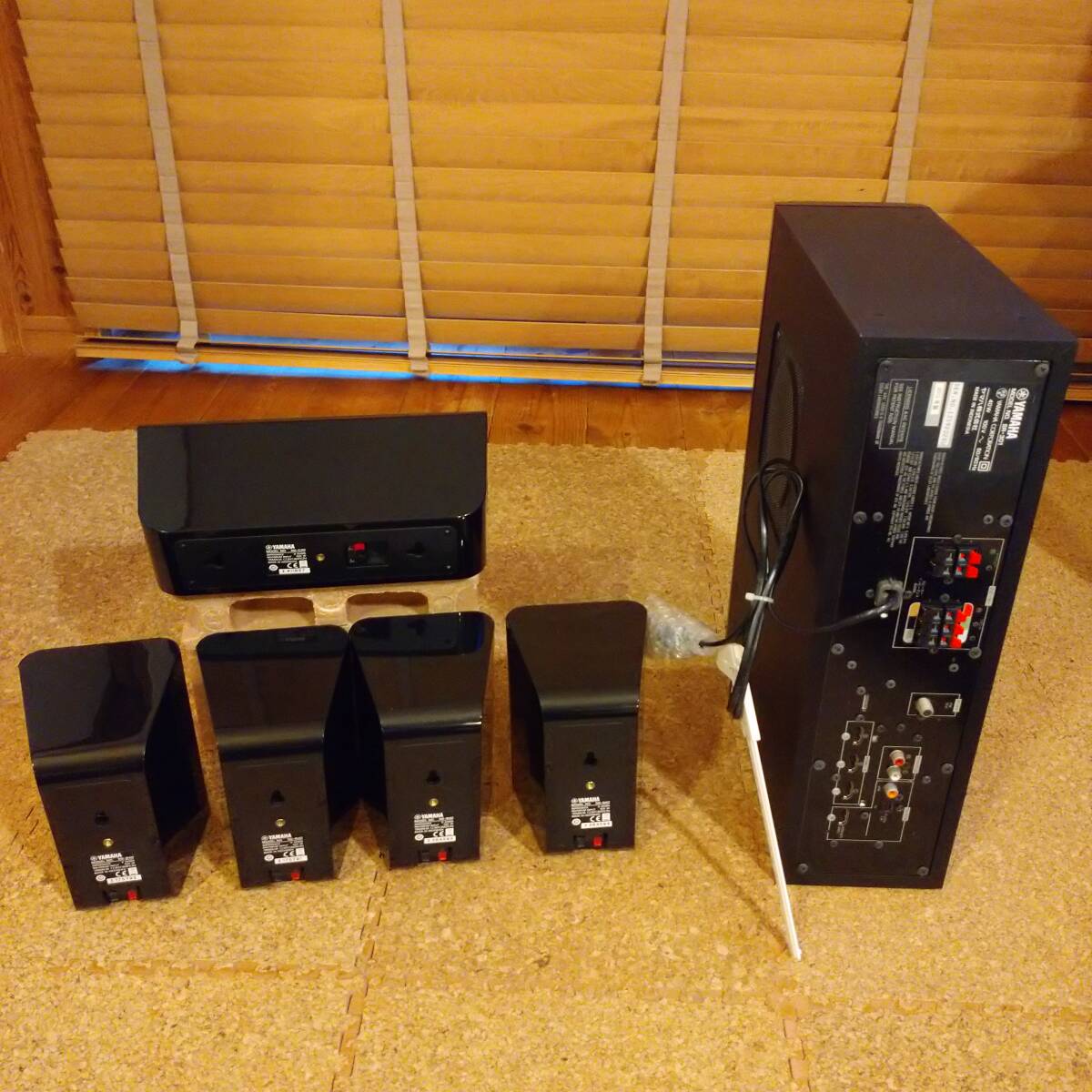 YAMAHA NS-B40（4台）＆NS-C40（1台）＆SR-301 ホームシアター
