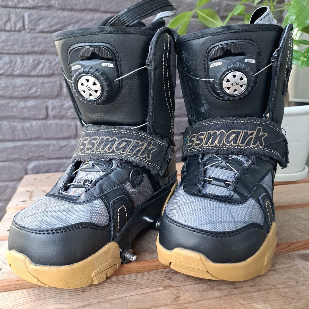 キスマーク ステップイン スノーボードブーツ ブラック 21cm｜Yahoo