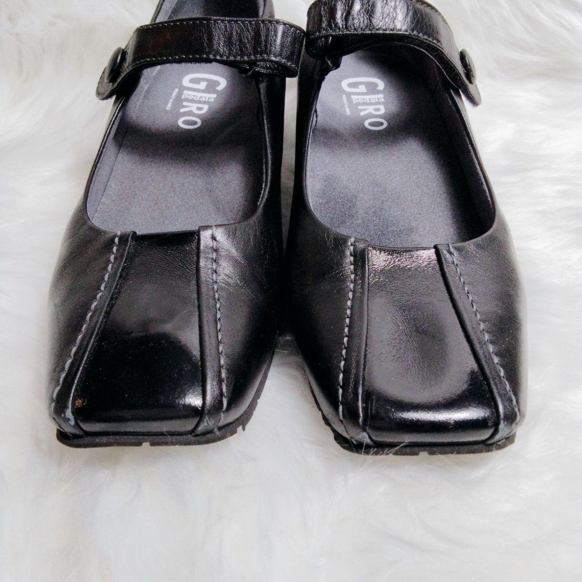 美品 アシックス ASICS ジーロ GIRO ペダラ pedala ストラップパンプス