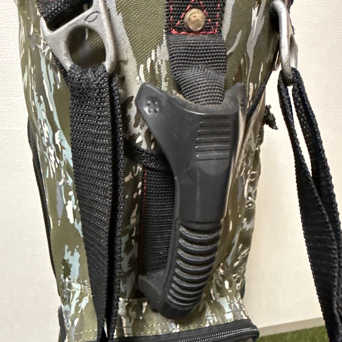 OAKLEY オークリー キャディバッグ スタンド式 9 5インチ 迷彩 ゴルフ