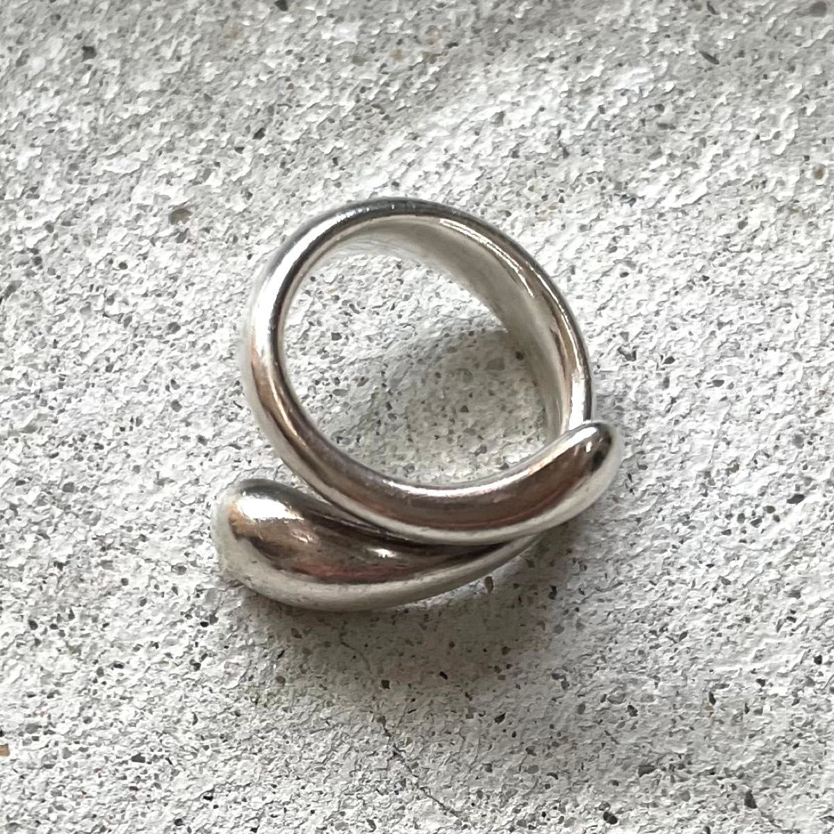 ティファニー TIFFANY & Co エロンゲイテッド ティアドロップ リング