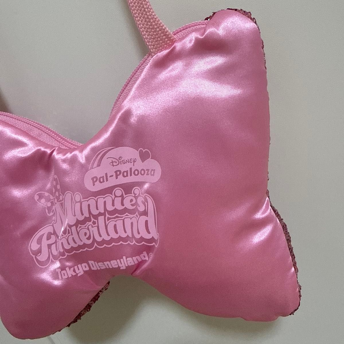 美品】ディズニー ミニー パルパルーザ リボン ポシェット ショルダー