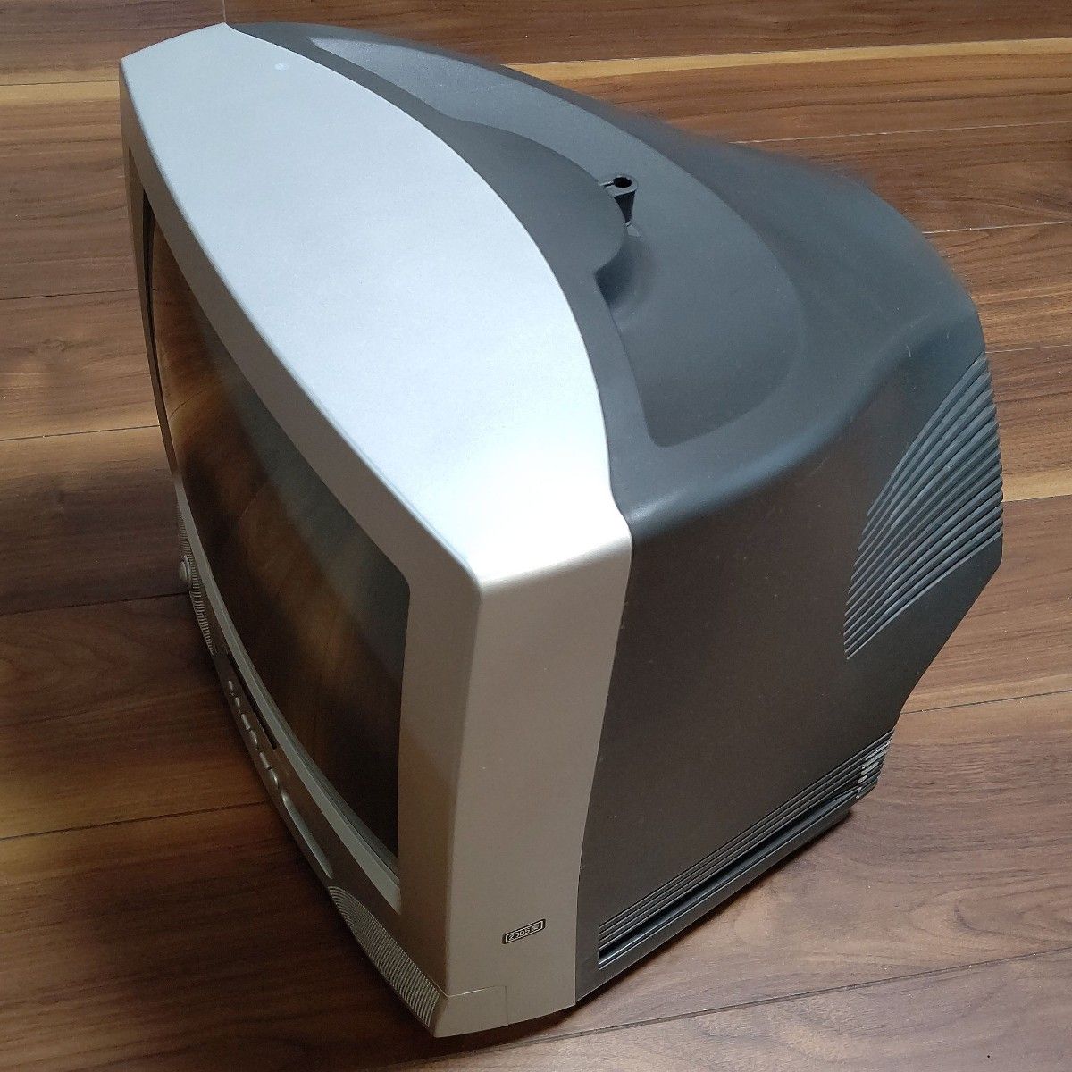 日立 14型ブラウン管カラーテレビ 2005年製 動作良好 レトロゲーム機用