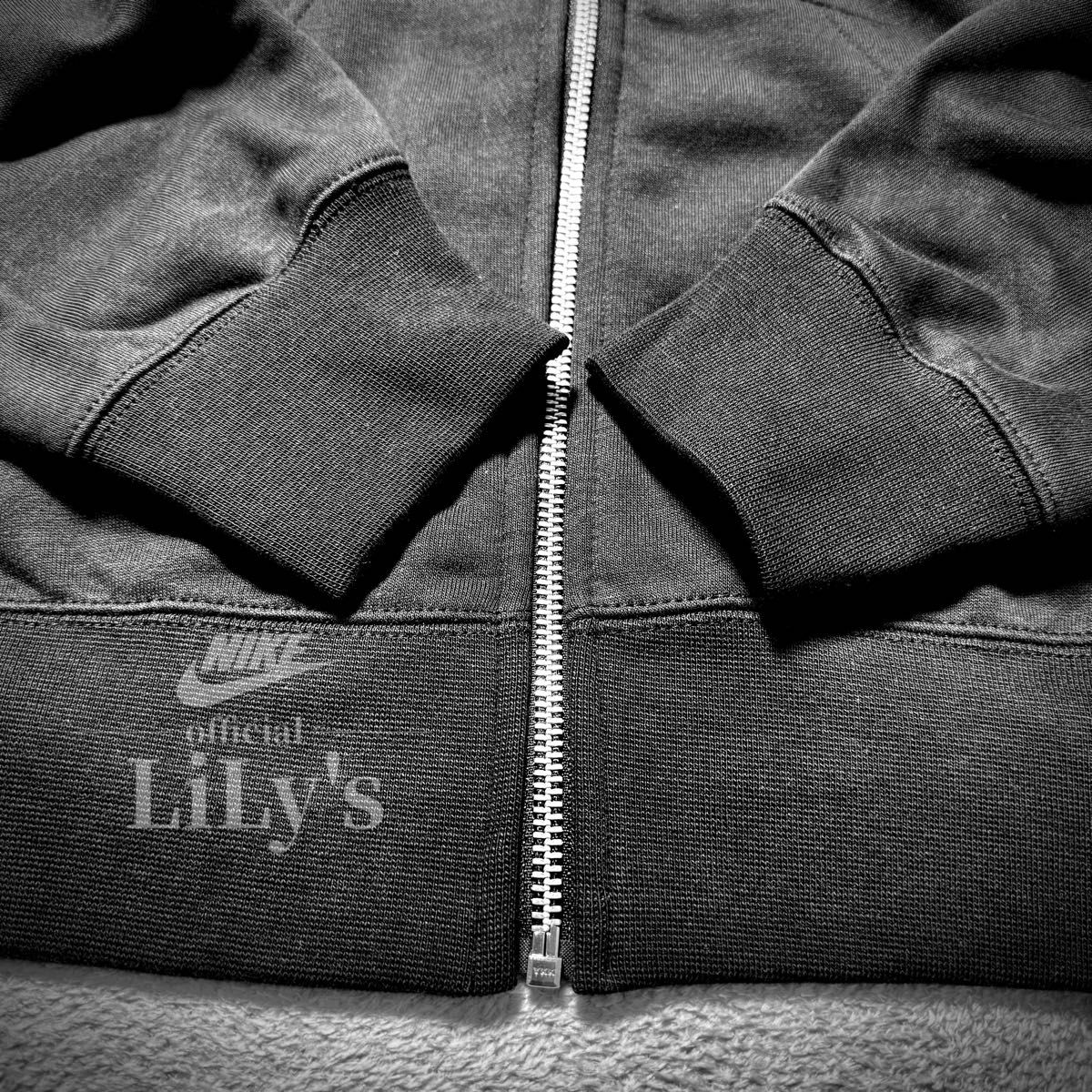 新品未使用】NIKE上下セットアップ Mサイズ ブラック 黒 ロゴ刺繍