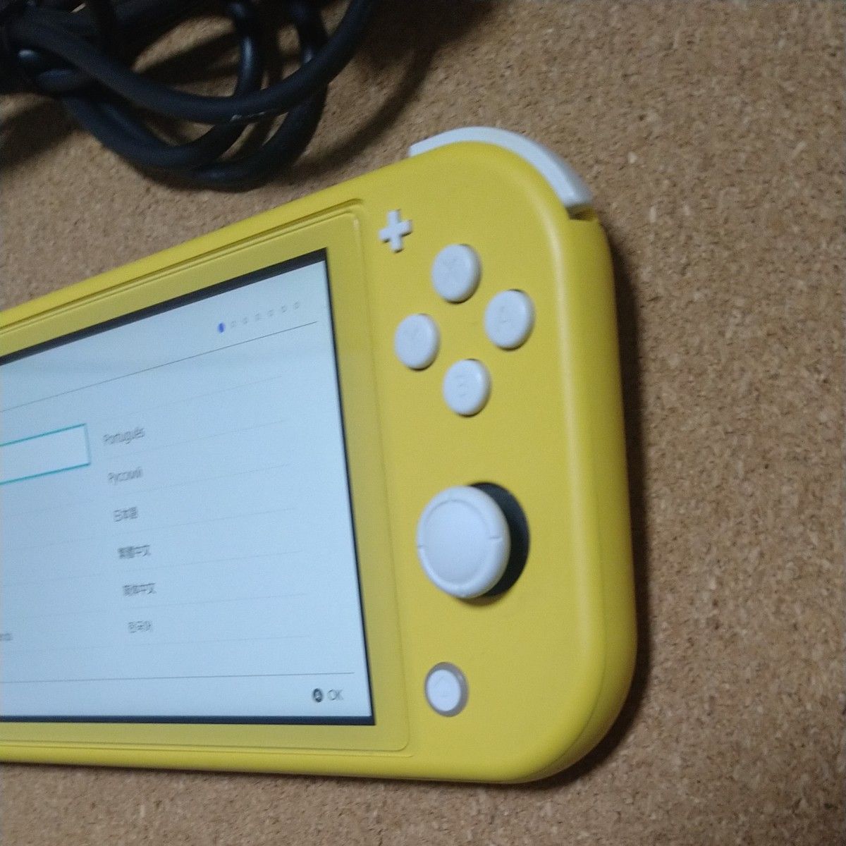 Nintendo Switch Lite イエロー 本体 箱 充電器付き Nintendo Switch