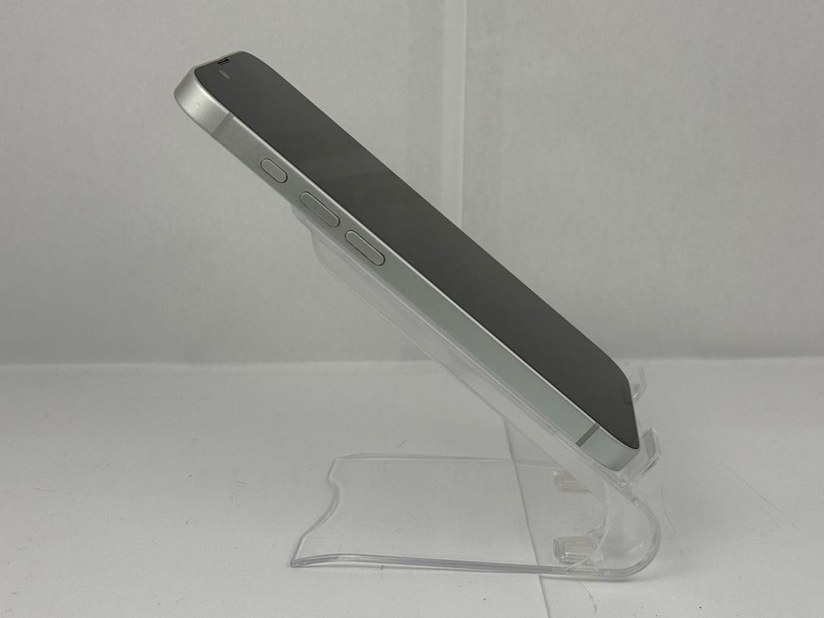 apple iPhone16e 128GB ホワイト 海外版 SIMフリー ロックなし 残賃