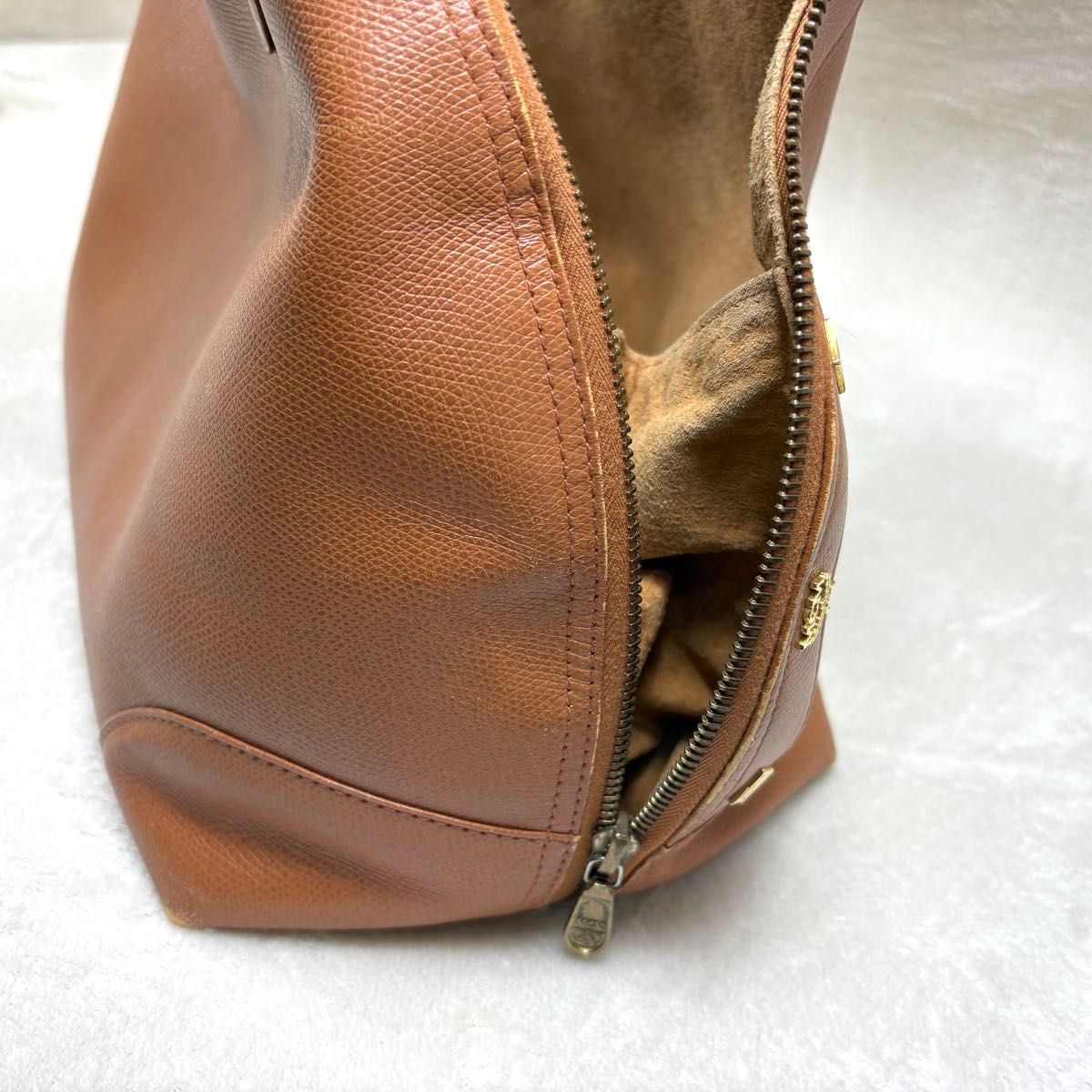 MCM エムシーエム ボストンバッグ ハンドバッグ ブラウン レザー