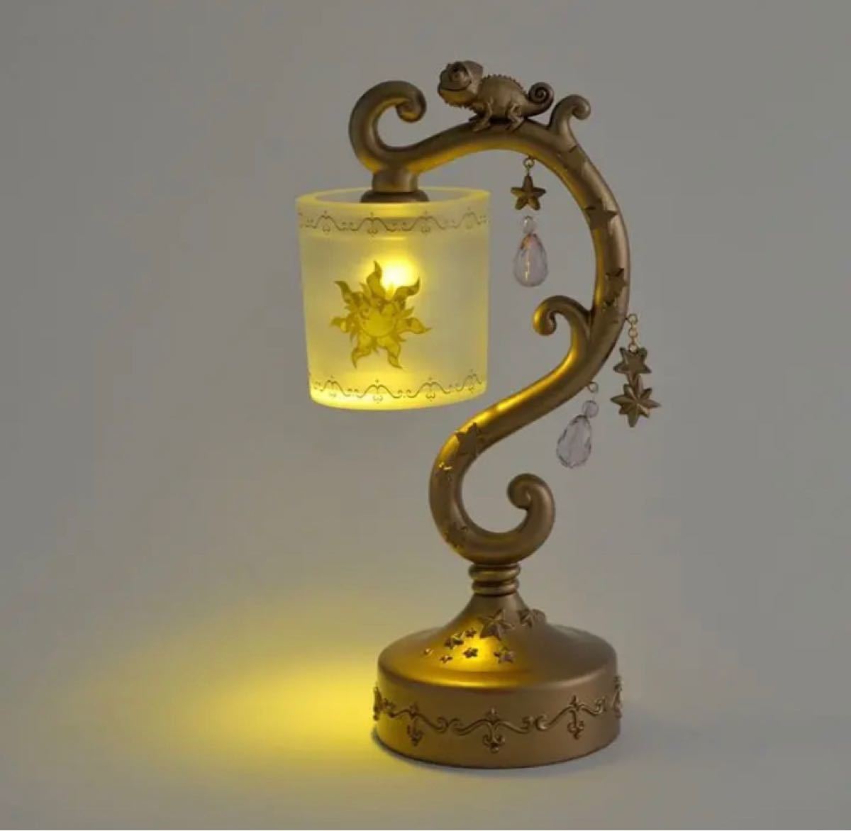 ディズニー 塔の上のラプンツェル パスカル LEDライト Dress up｜Yahoo