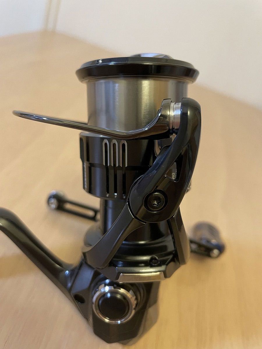 美品 シマノ 19 ヴァンキッシュ C3000SDH + リブレハンドルカスタム