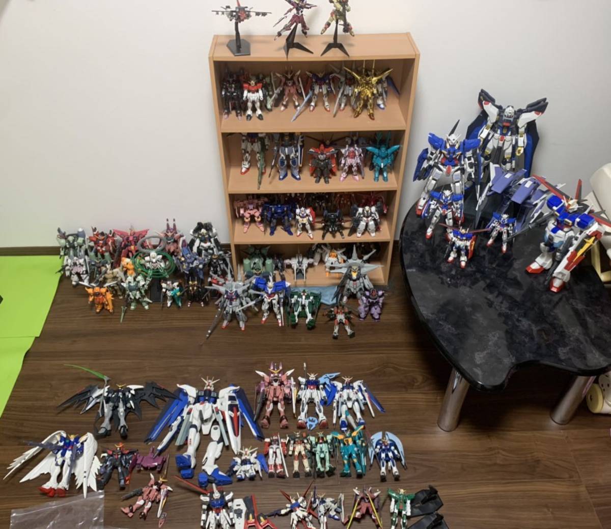 Yahoo!オークション - ガンプラ 完成品 ダブルオー SEED 大量 まとめ売
