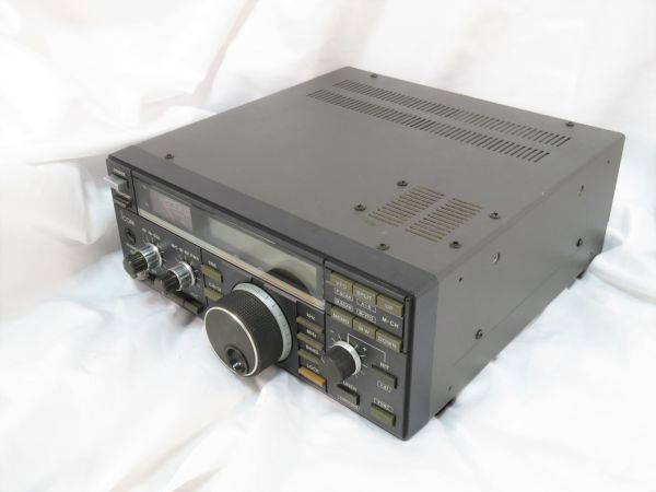 ICOM アイコム HF/50MHzオールモードトランシーバー IC-726 ICOM