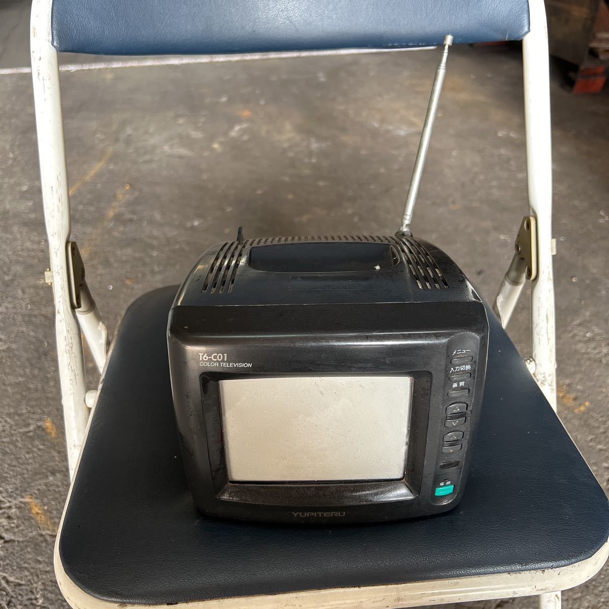 Yahoo!オークション - カラーテレビ ユピテル6型カラーテレビ T6-C01 Y