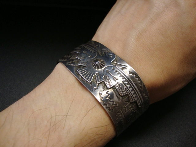 Yahoo!オークション - 希少NAVAJO Vintageサンダーバード バングル シ