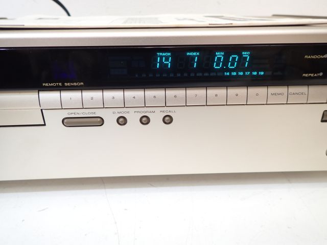 高額買取実施中!!】Marantz CD-72 (CD-72F) マランツ CDプレーヤー CD