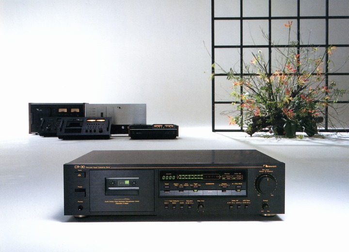 Nakamichi CR-30 Specifications Nakamichi