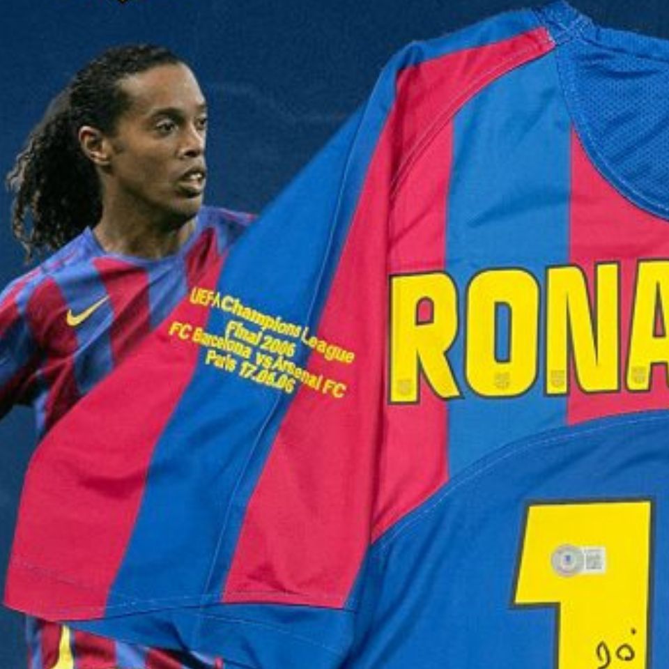 直筆サイン入り】ロナウジーニョ FCバルセロナユニフォームの販売