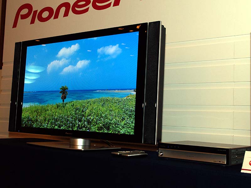 パイオニア、“深遠な黒”を再現可能なPDP「新ピュアビジョン」