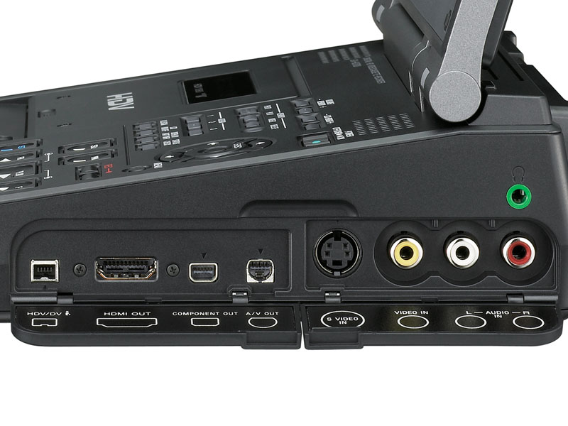 ソニー、7型ワイド液晶搭載の「HD ビデオウォークマン」