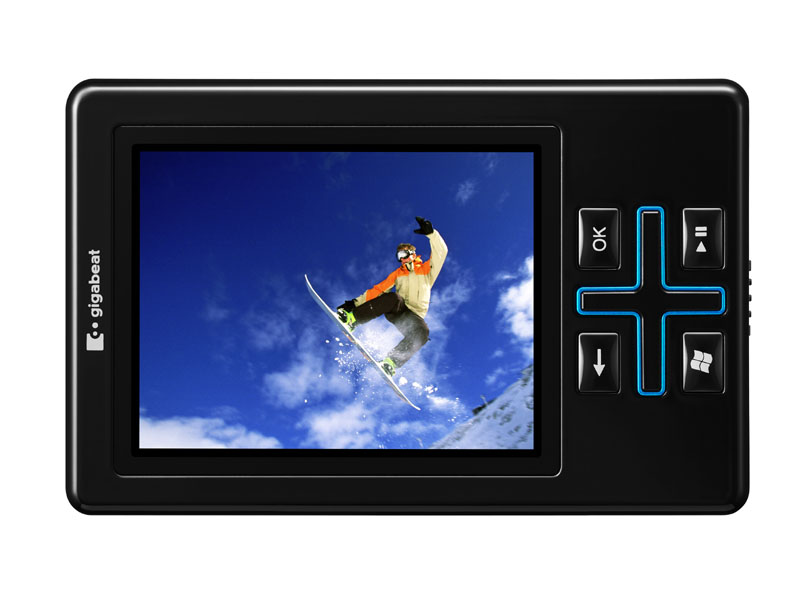 東芝、4GBメモリ/無線LAN搭載「gigabeat T401」