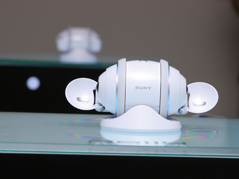 ソニー、「Rolly」のデビューイベントを開催